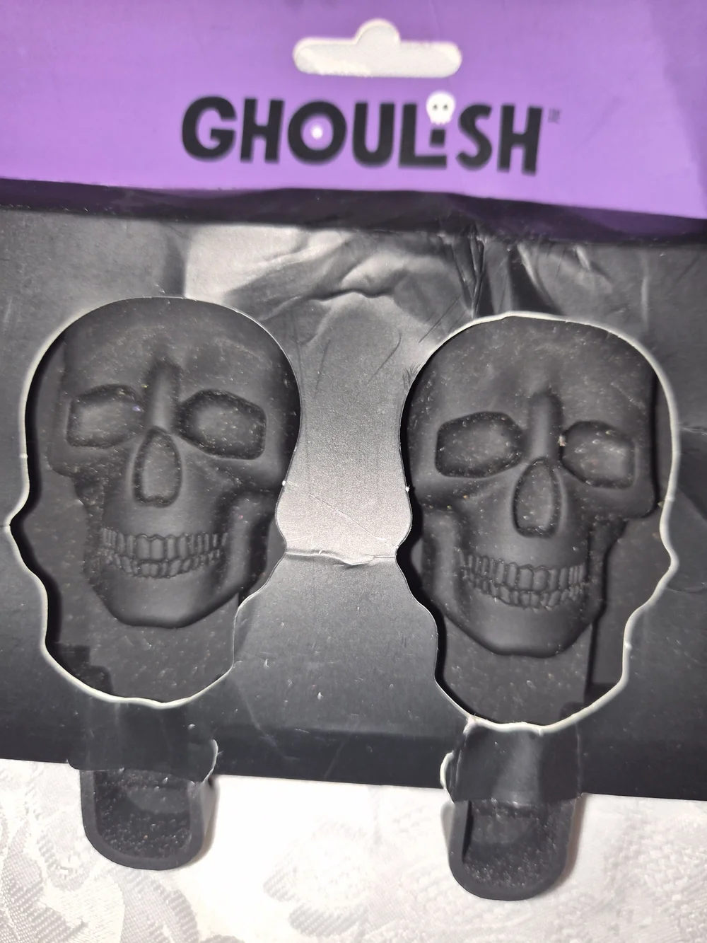 Ghoulish Black Skull Popsicle Mold - Set of 4
